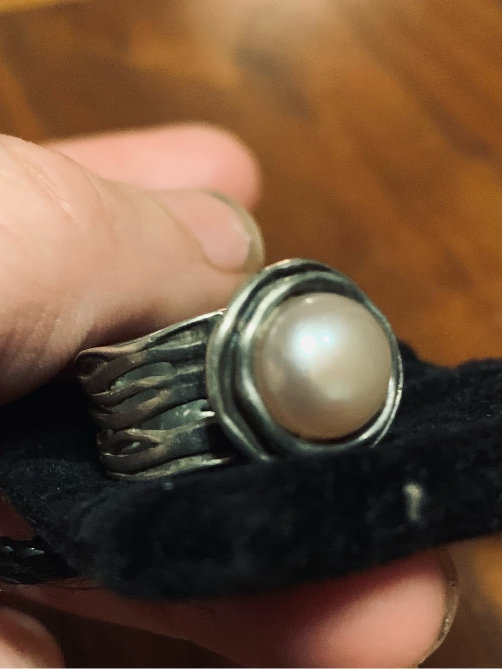Sterling silver with Pearl stamped “Israel” vintage ring size 7 1/4